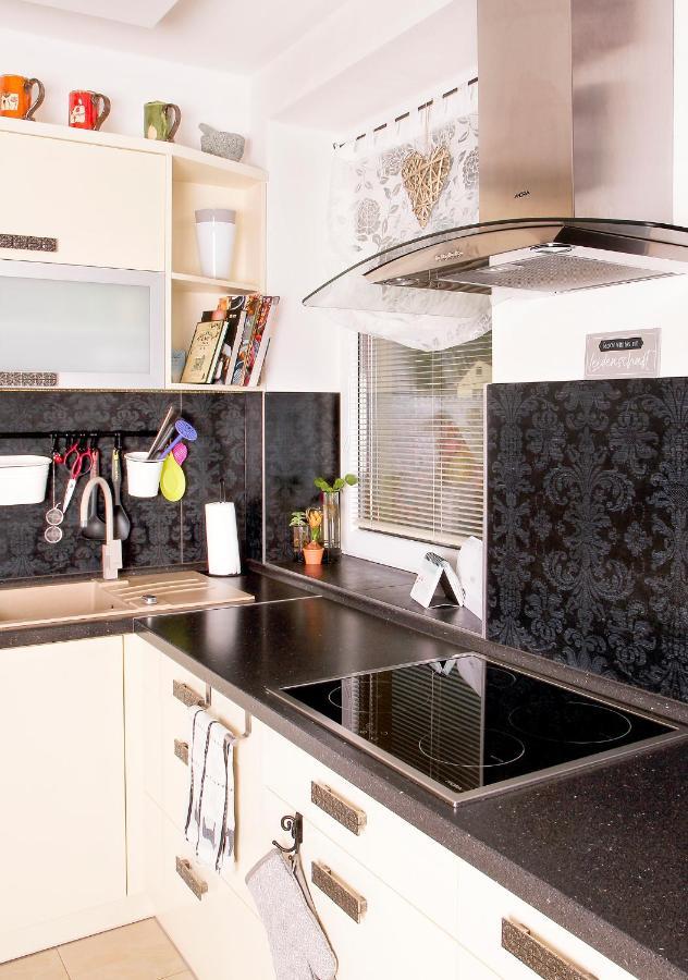 Útulný 2-izbový apartmán s balkónom Mlynica Esterno foto